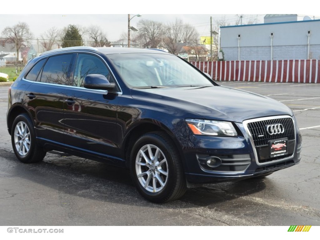 2009 Q5 3.2 Premium quattro - Deep Sea Blue Pearl Effect / Black photo #9