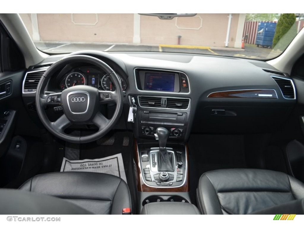2009 Q5 3.2 Premium quattro - Deep Sea Blue Pearl Effect / Black photo #14