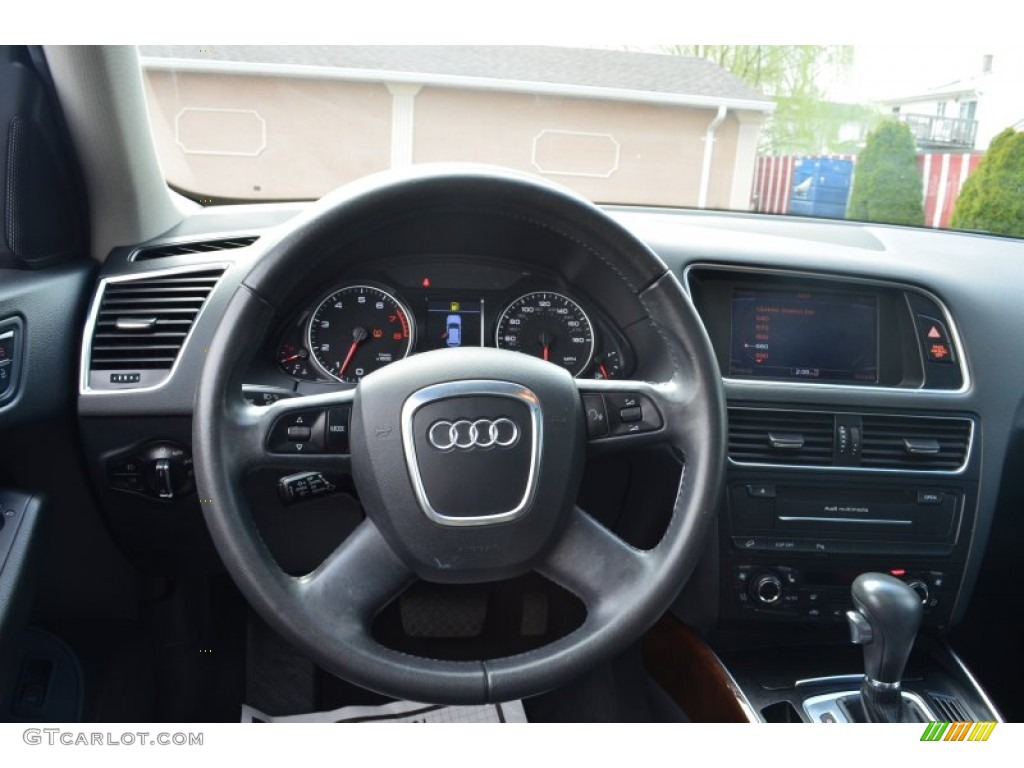 2009 Q5 3.2 Premium quattro - Deep Sea Blue Pearl Effect / Black photo #15