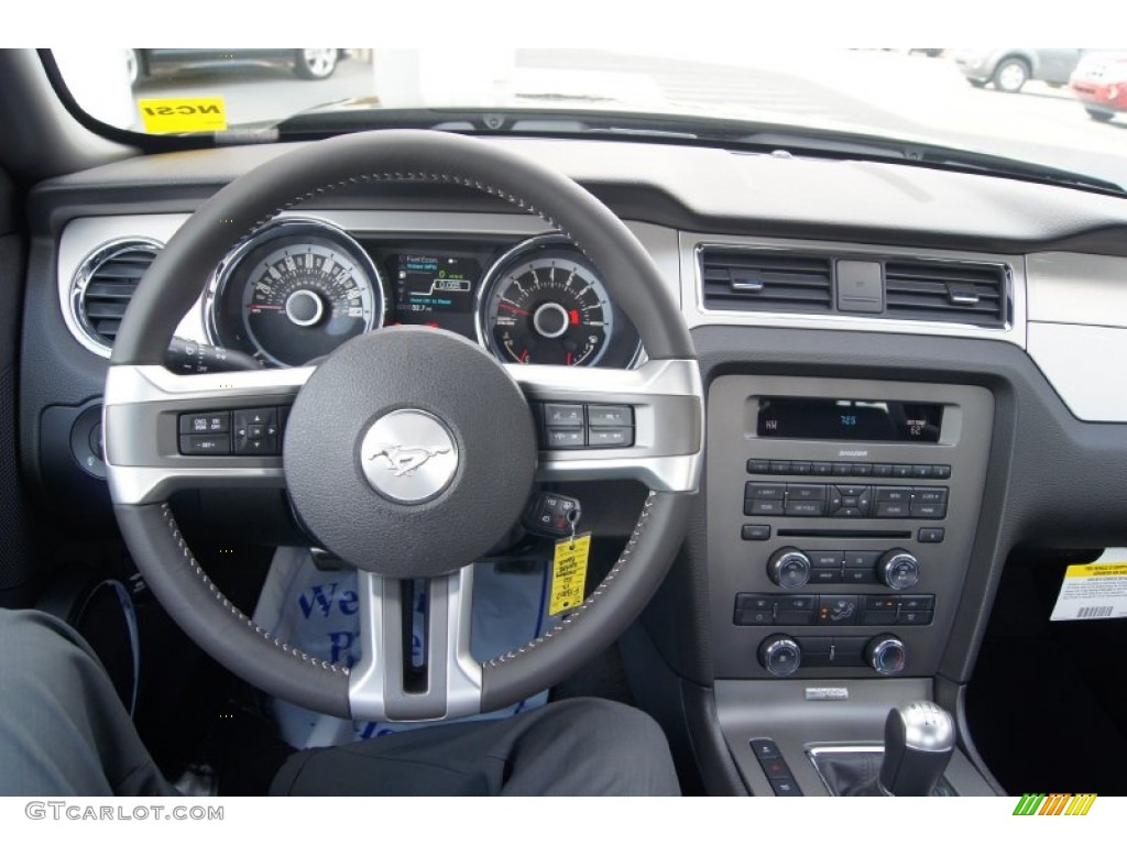 2013 Ford Mustang V6 Premium Coupe Charcoal Black Steering Wheel Photo #62664902