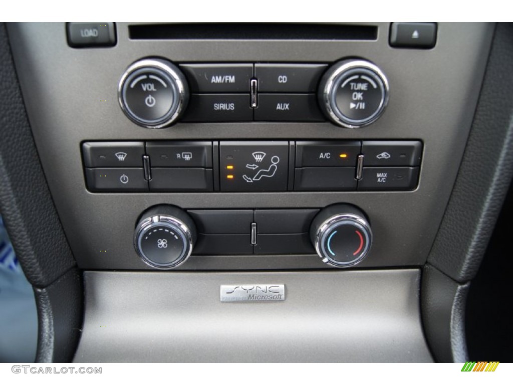 2013 Ford Mustang V6 Premium Coupe Controls Photo #62664931