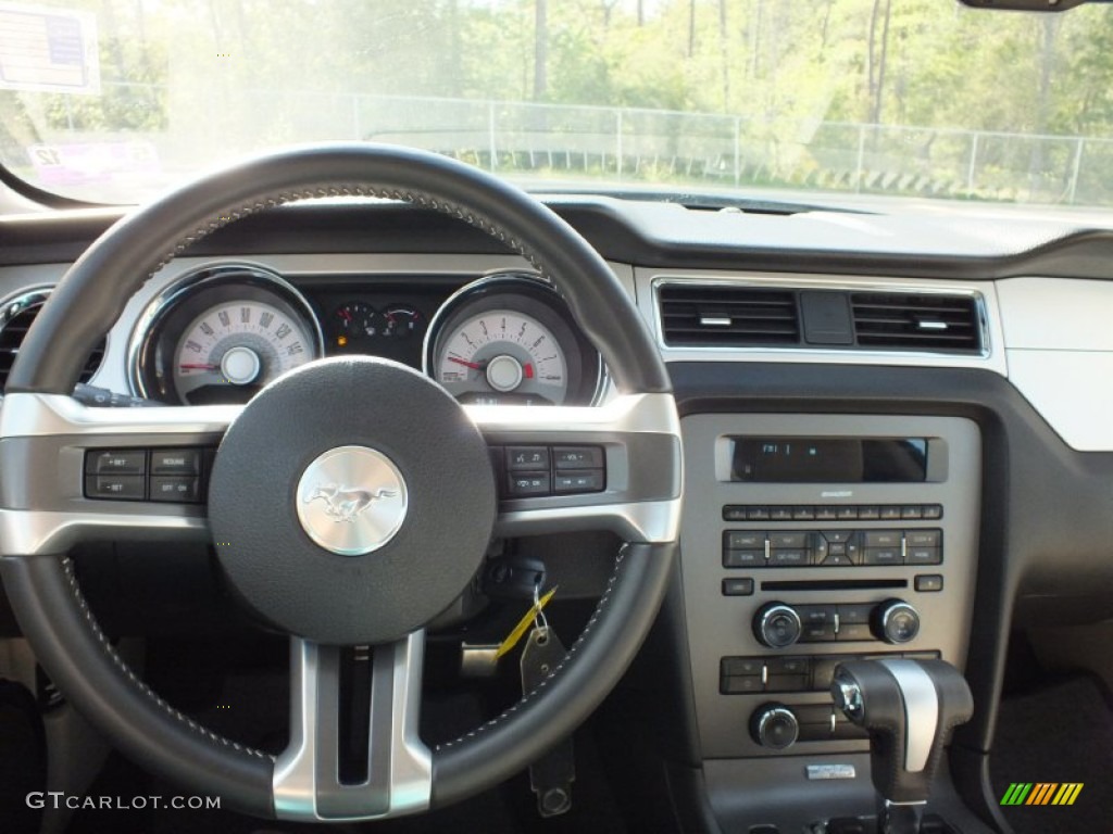 2011 Ford Mustang V6 Premium Coupe Stone Dashboard Photo #62666000