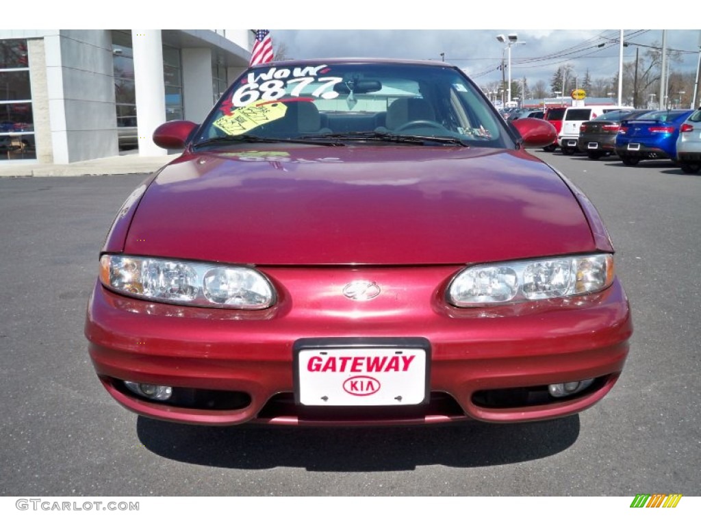 2001 Alero Sedan - Ruby Red / Pewter photo #3