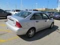 2004 CD Silver Metallic Ford Focus SE Sedan  photo #6