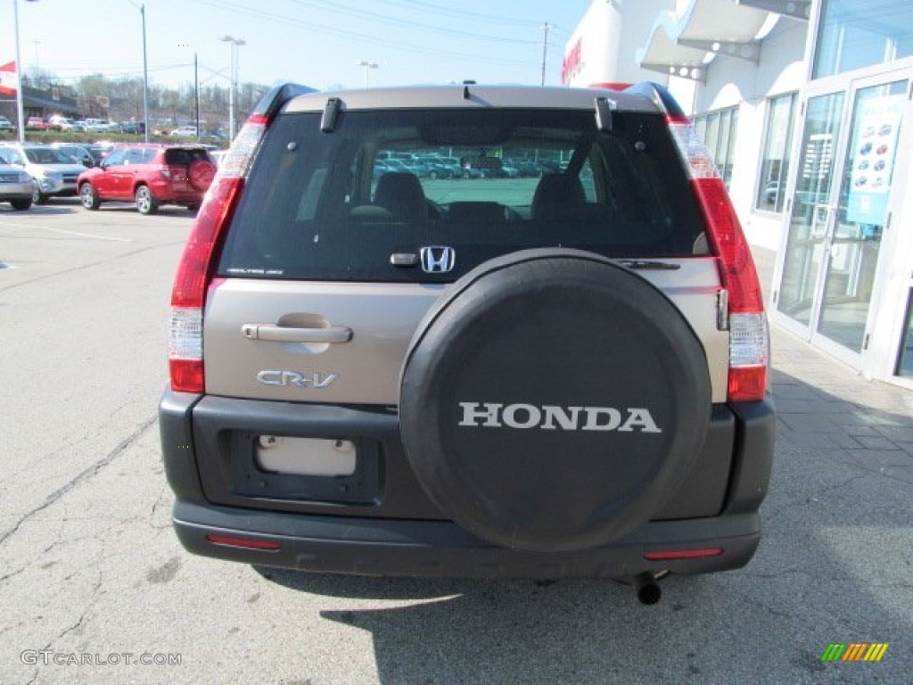 2005 CR-V EX 4WD - Sahara Sand Metallic / Ivory photo #7