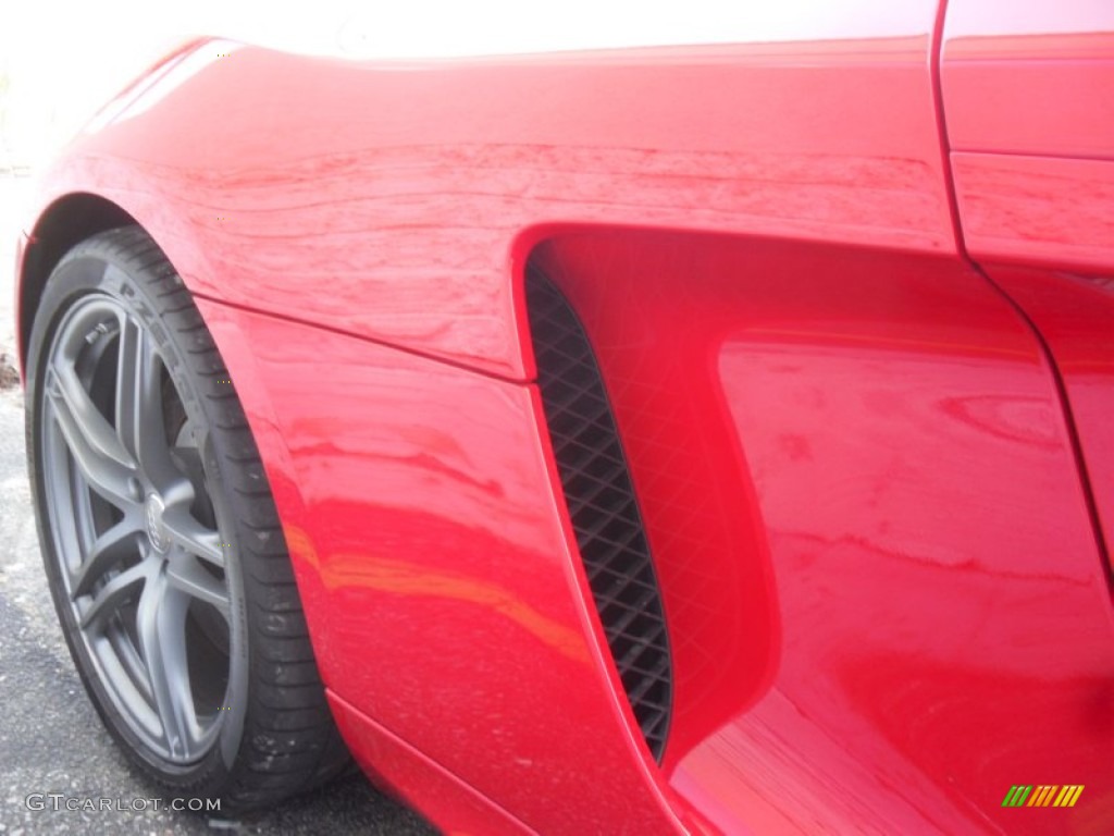2011 R8 Spyder 5.2 FSI quattro - Brilliant Red / Black Fine Nappa Leather photo #4