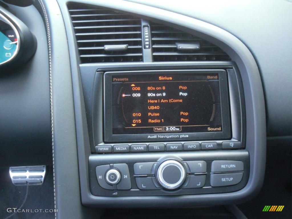 2011 Audi R8 Spyder 5.2 FSI quattro Controls Photo #62676578