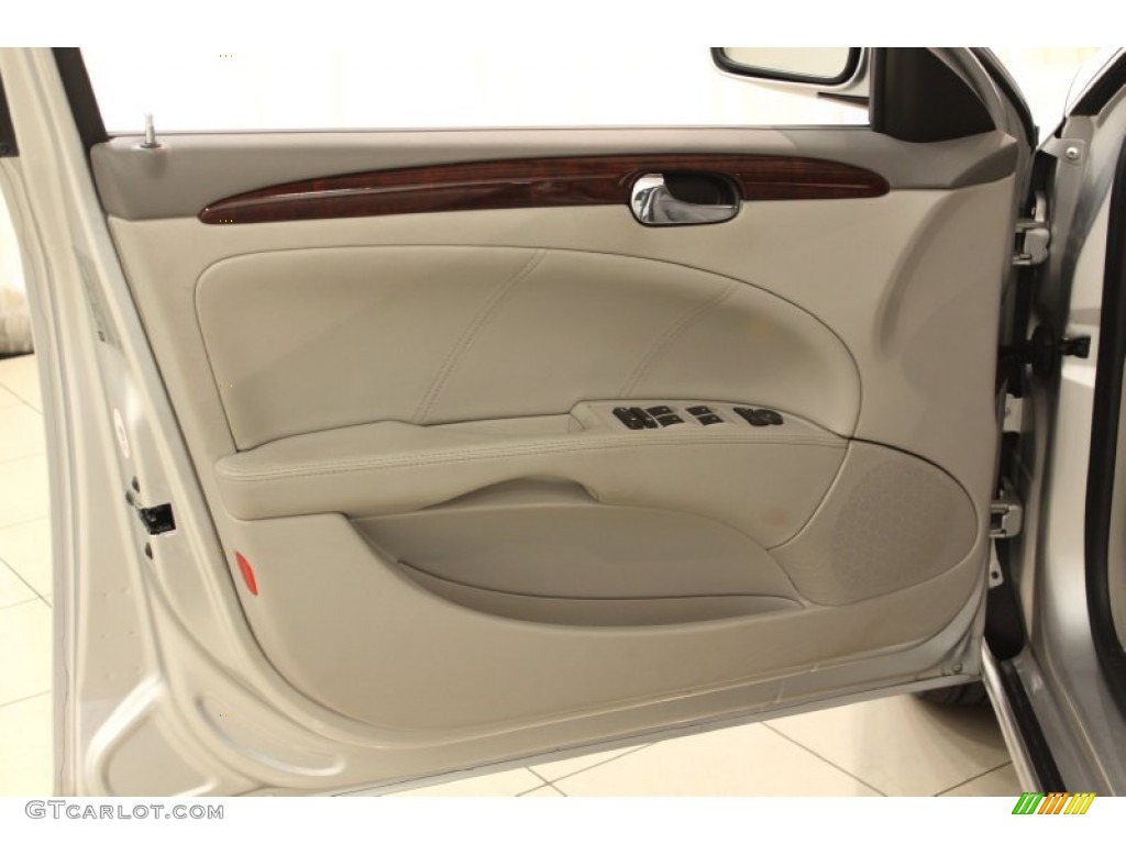 2010 Buick Lucerne CX Titanium Door Panel Photo #62677502