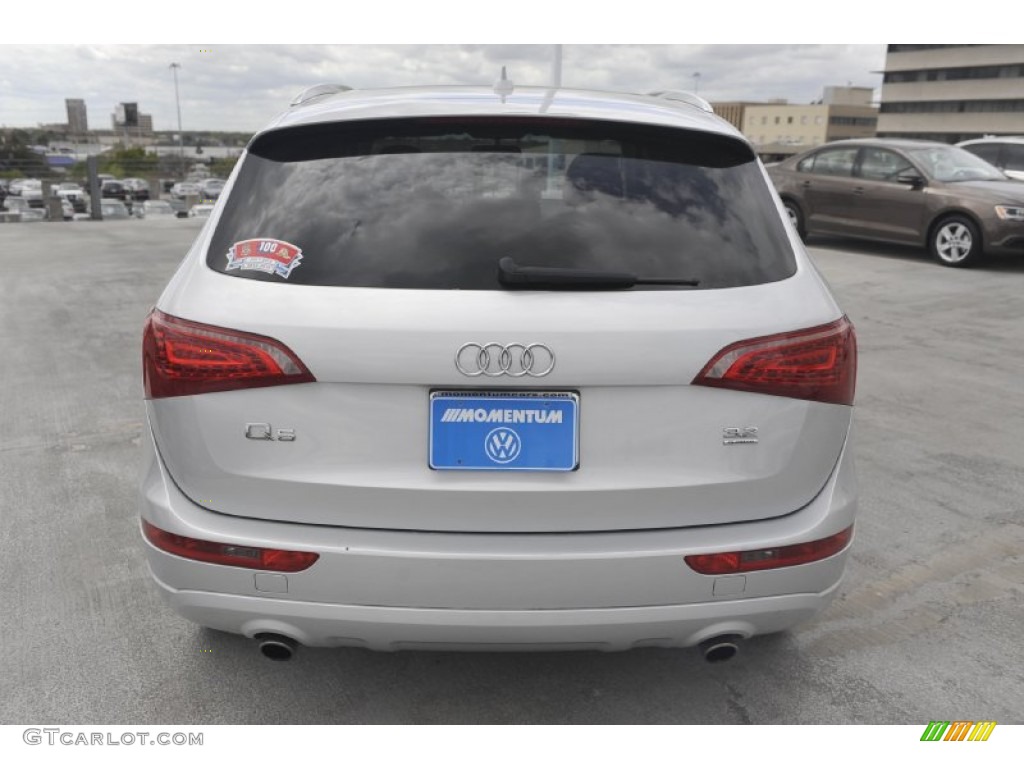 2009 Q5 3.2 Premium quattro - Ice Silver Metallic / Black photo #4