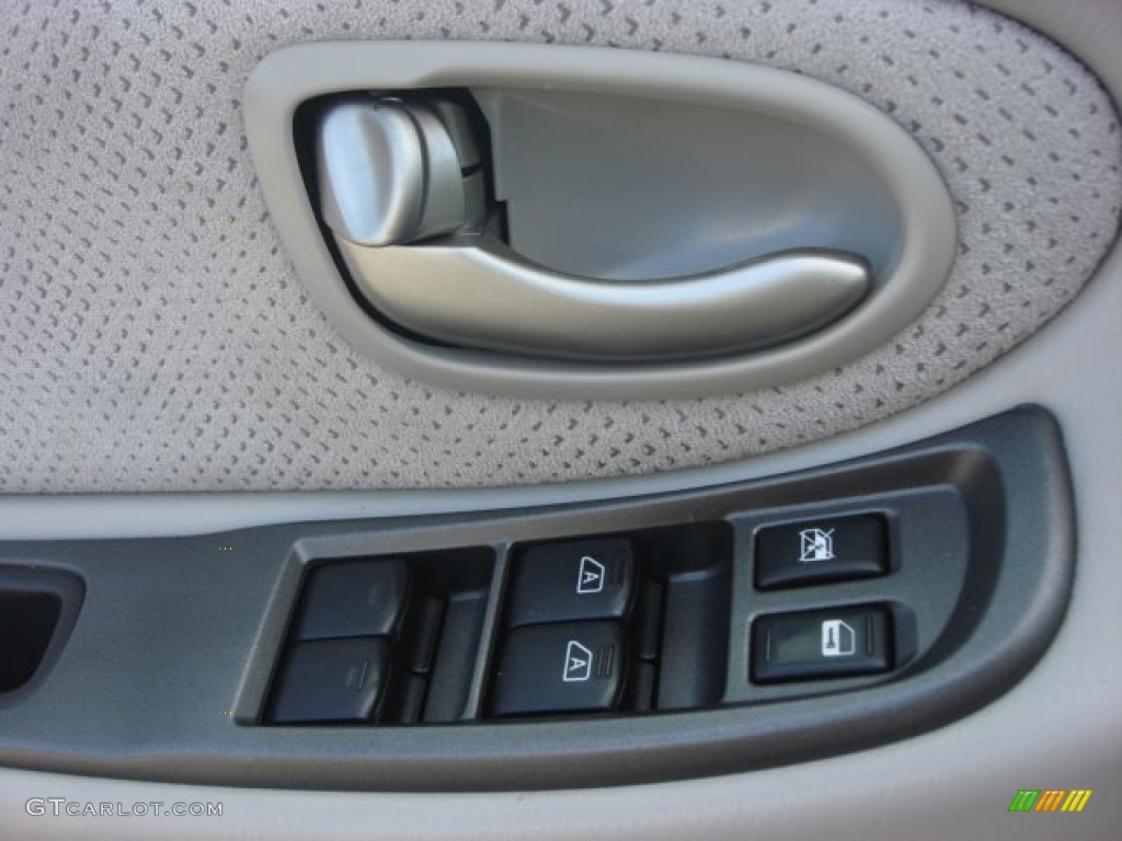 2003 Maxima SE - Gray Lustre / Frost photo #14