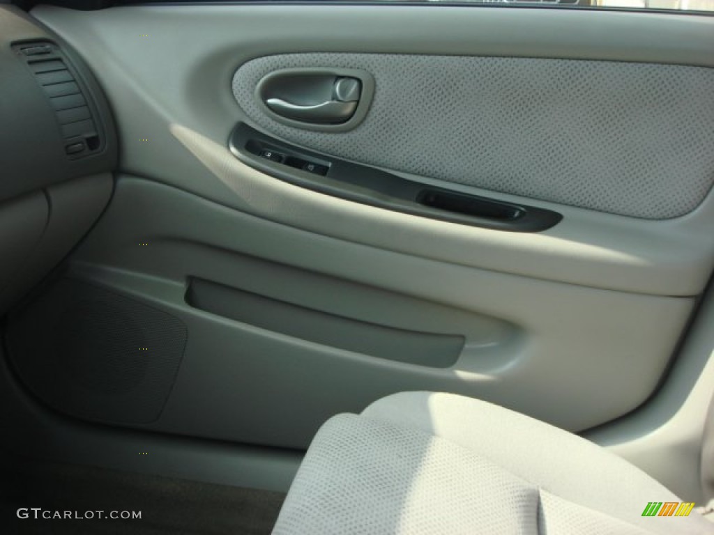 2003 Maxima SE - Gray Lustre / Frost photo #22
