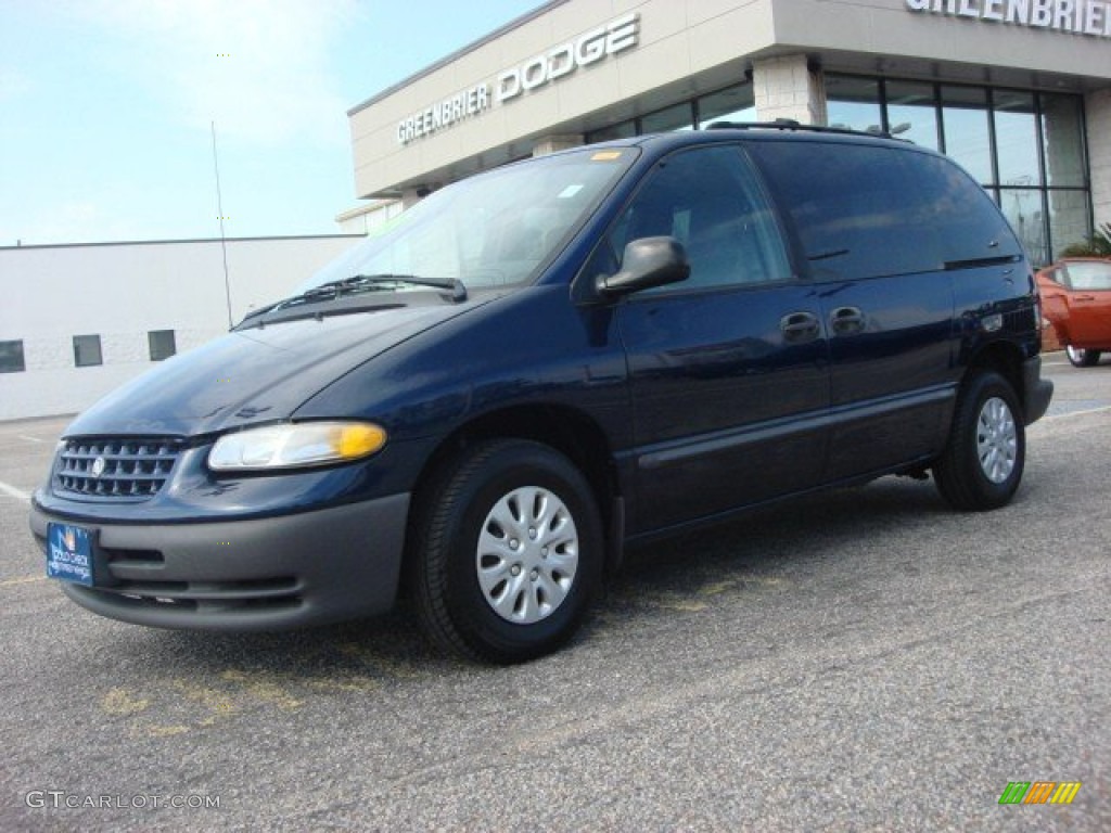 2000 Voyager  - Patriot Blue Pearl / Mist Gray photo #2