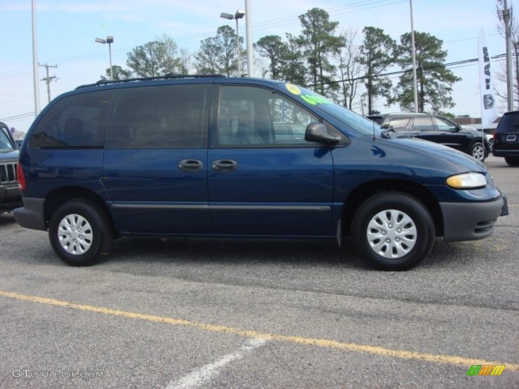 2000 Voyager  - Patriot Blue Pearl / Mist Gray photo #6