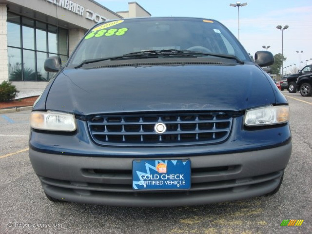 2000 Voyager  - Patriot Blue Pearl / Mist Gray photo #8