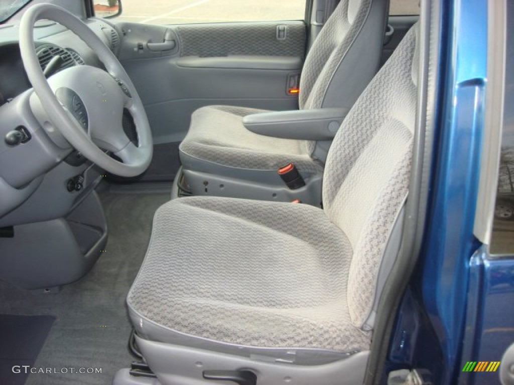 2000 Voyager  - Patriot Blue Pearl / Mist Gray photo #9