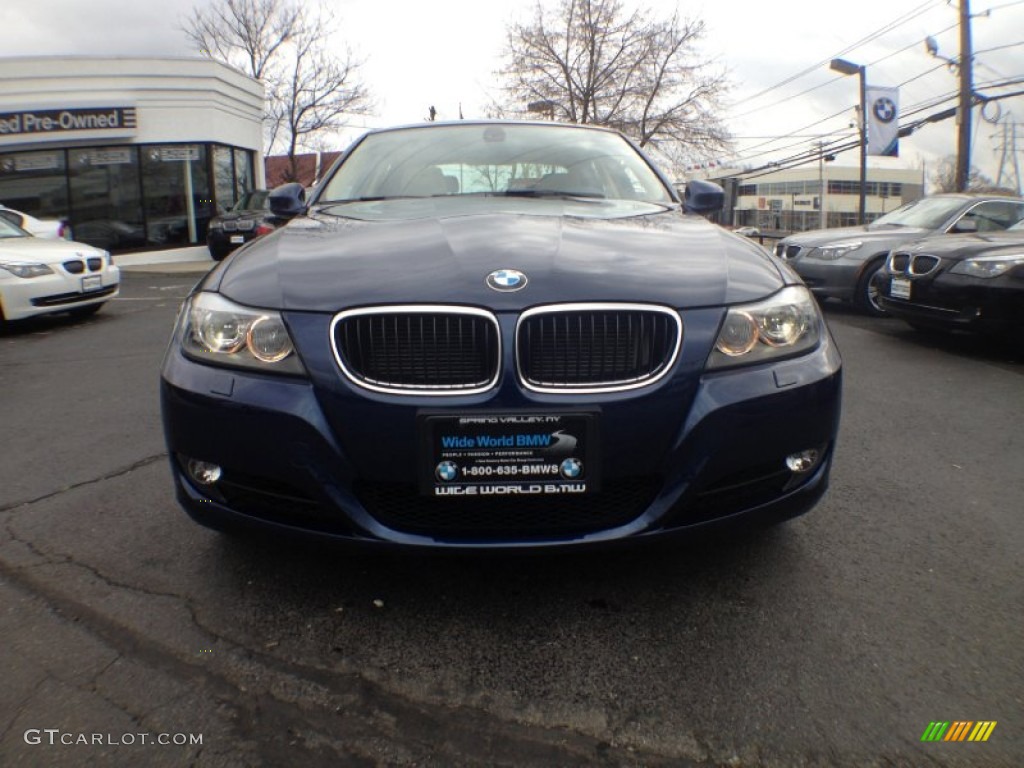 2011 3 Series 328i xDrive Sedan - Deep Sea Blue Metallic / Beige photo #2
