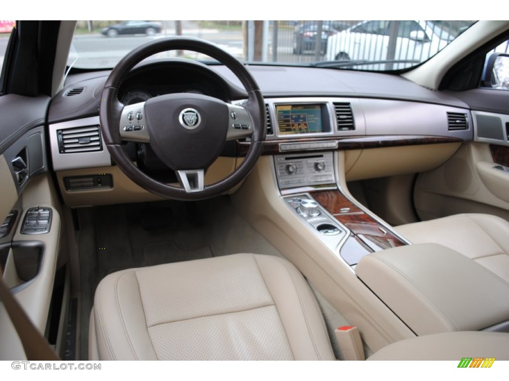 Barley/Truffle Interior 2009 Jaguar XF Luxury Photo #62683156