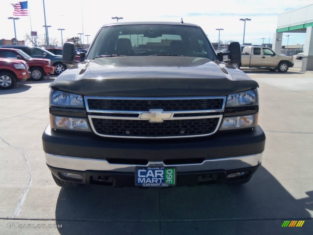 2006 Silverado 3500 LT Crew Cab 4x4 - Black / Dark Charcoal photo #2