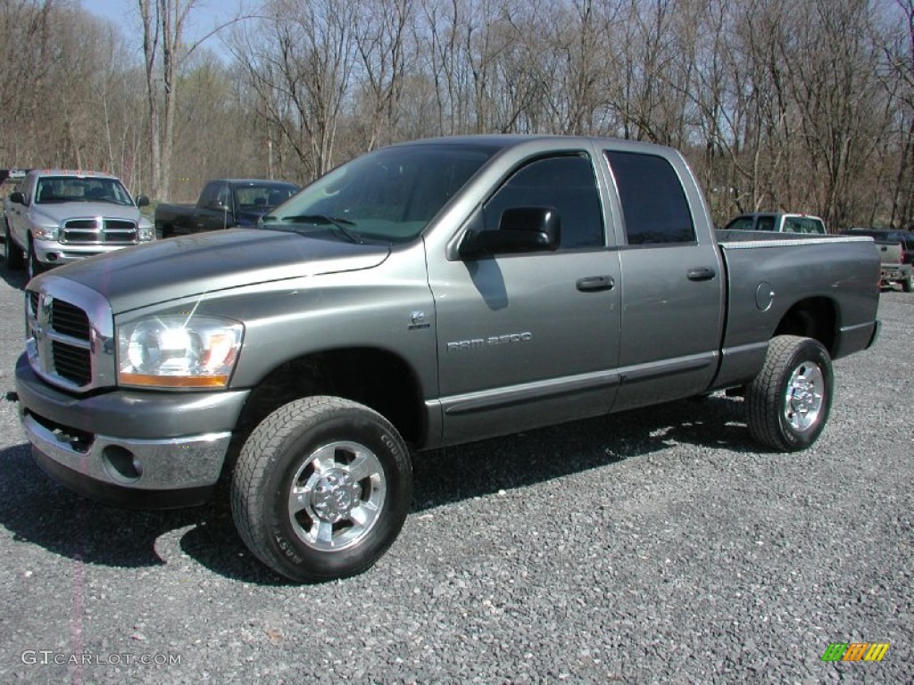 Mineral Gray Metallic 2006 Dodge Ram 2500 SLT Quad Cab 4x4 Exterior Photo #62685125