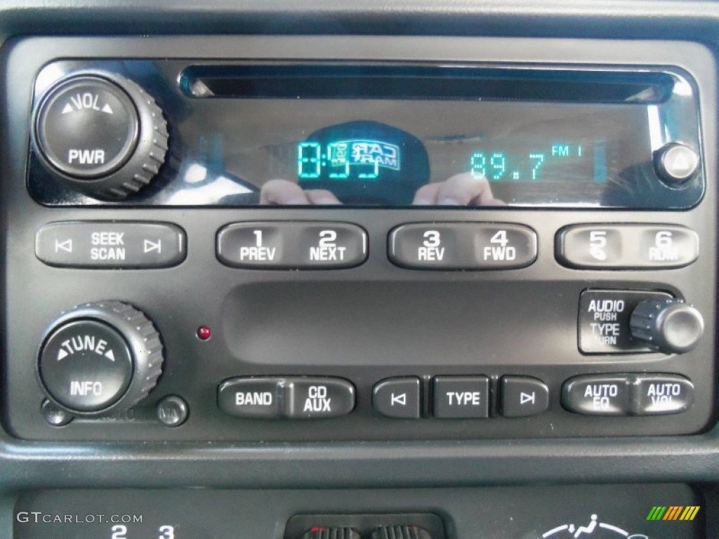 2006 Chevrolet Silverado 3500 LT Crew Cab 4x4 Audio System Photos