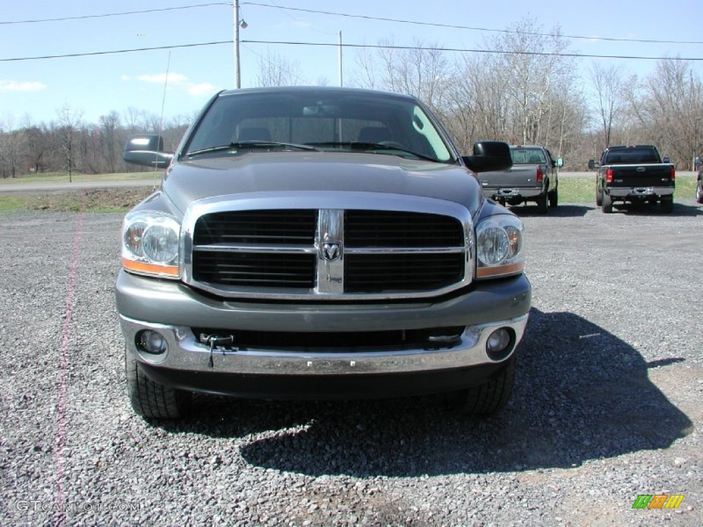 2006 Ram 2500 SLT Quad Cab 4x4 - Mineral Gray Metallic / Medium Slate Gray photo #16