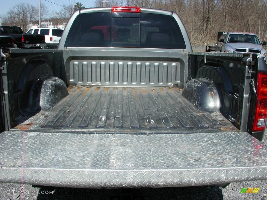 2006 Ram 2500 SLT Quad Cab 4x4 - Mineral Gray Metallic / Medium Slate Gray photo #24