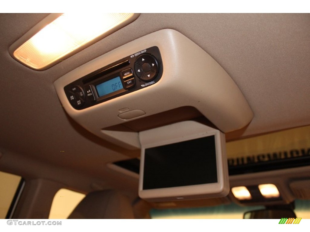 2004 MDX  - Aspen White Pearl / Saddle photo #20