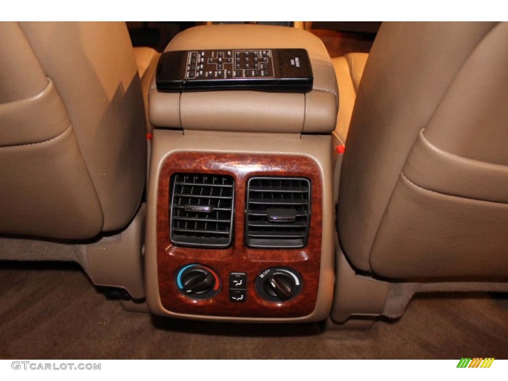 2004 MDX  - Aspen White Pearl / Saddle photo #21