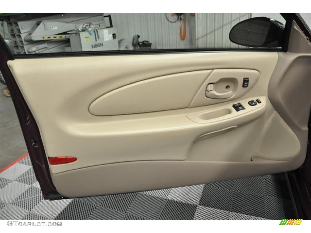 2003 Chevrolet Monte Carlo SS Neutral Beige Door Panel Photo #62688483