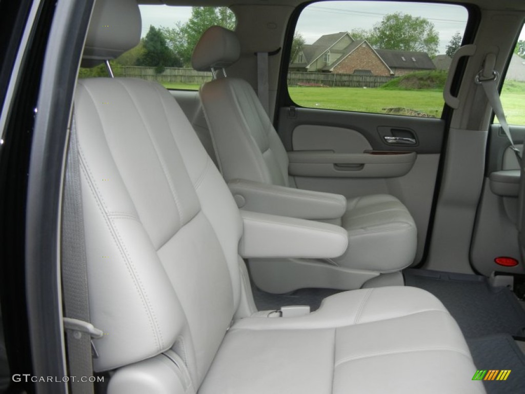 2008 Suburban 1500 LTZ - Black / Light Titanium/Dark Titanium photo #9