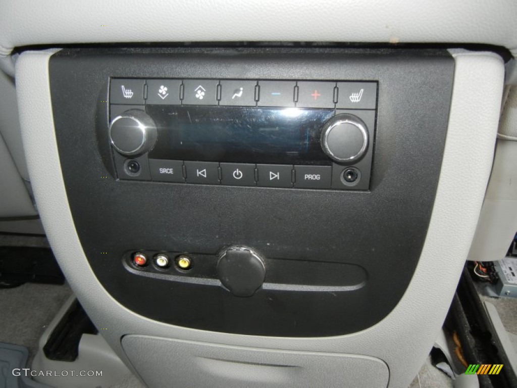 2008 Suburban 1500 LTZ - Black / Light Titanium/Dark Titanium photo #12