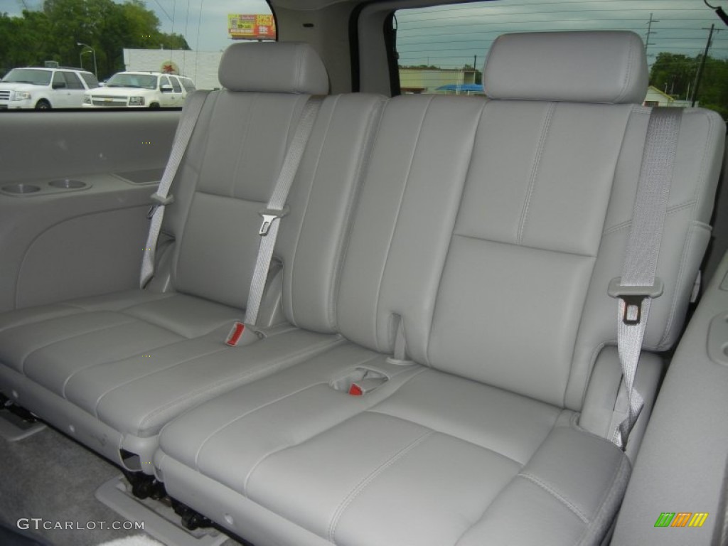 2008 Suburban 1500 LTZ - Black / Light Titanium/Dark Titanium photo #15