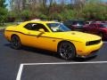 Stinger Yellow - Challenger SRT8 Yellow Jacket Photo No. 2