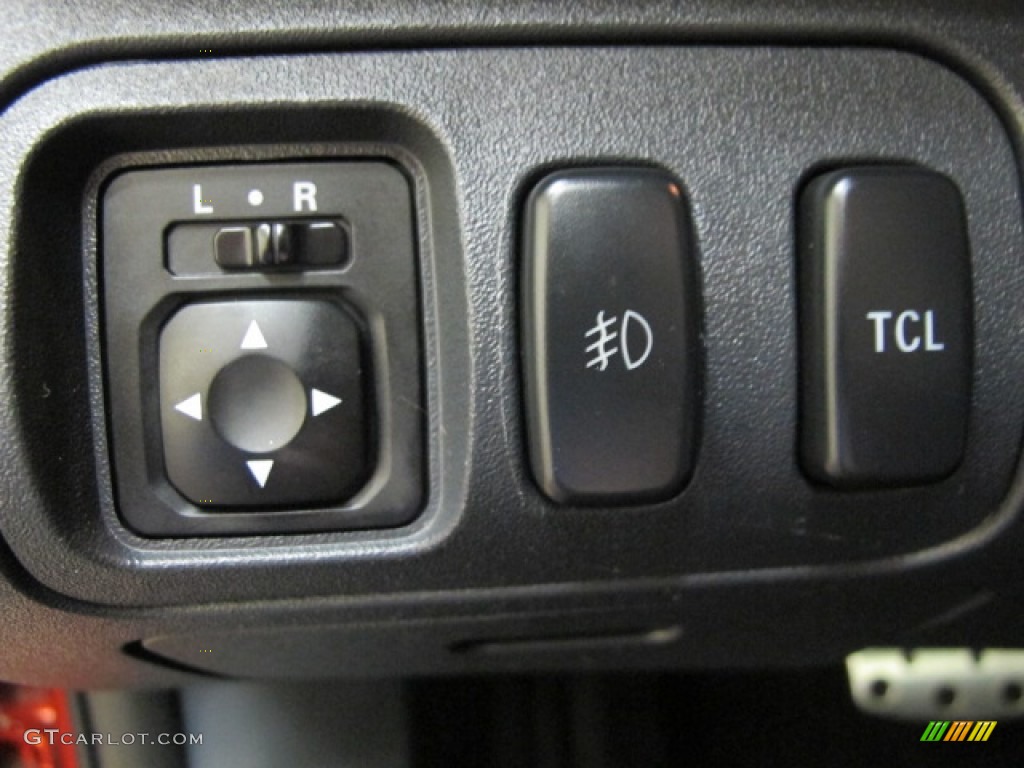 2006 Mitsubishi Eclipse GT Coupe Controls Photo #62693145