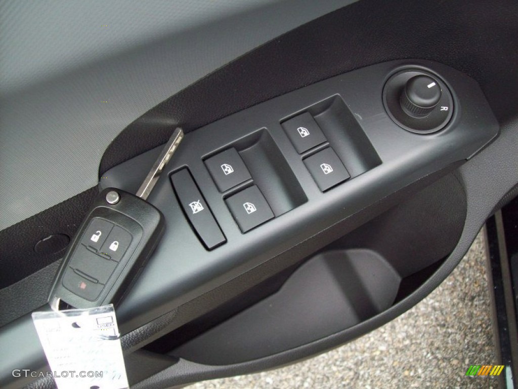 2012 Sonic LT Hatch - Black / Jet Black/Dark Titanium photo #5