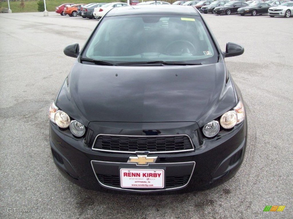2012 Sonic LT Hatch - Black / Jet Black/Dark Titanium photo #15