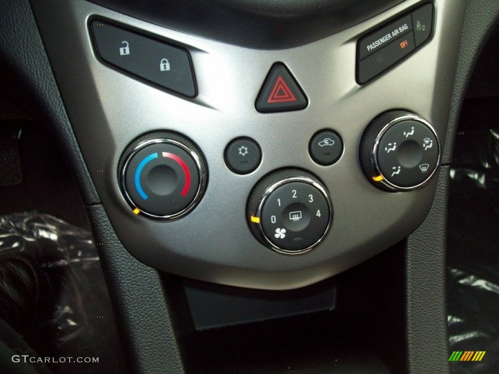 2012 Chevrolet Sonic LT Hatch Controls Photo #62694296
