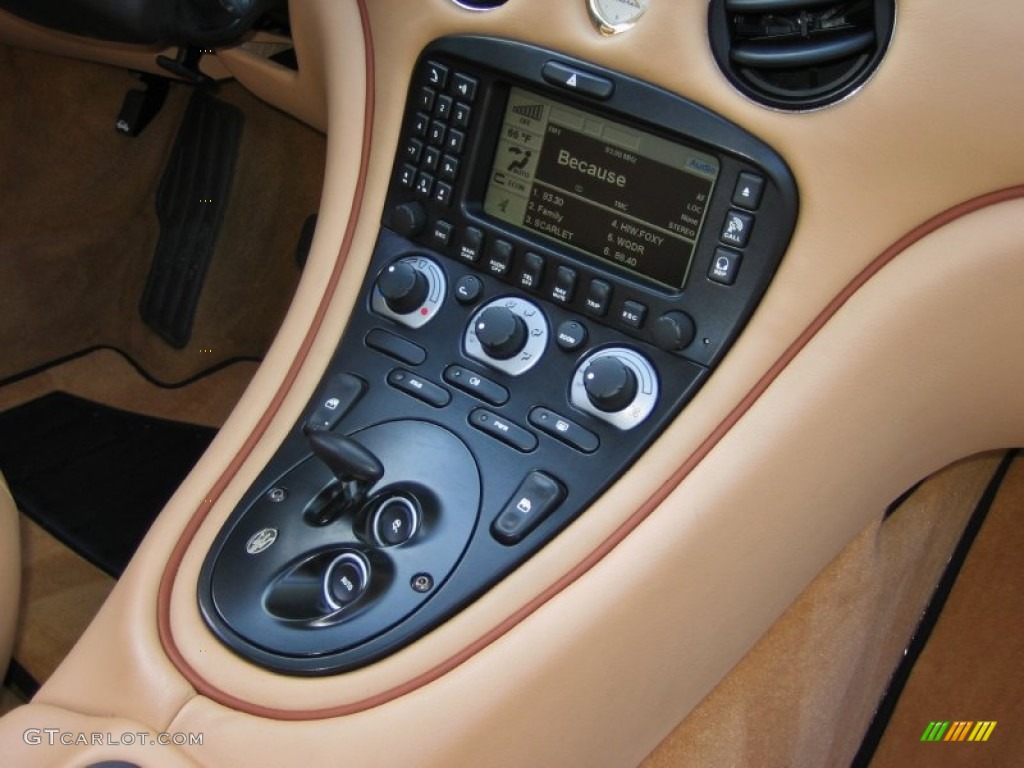 2002 Maserati Coupe Cambiocorsa Controls Photo #62698583