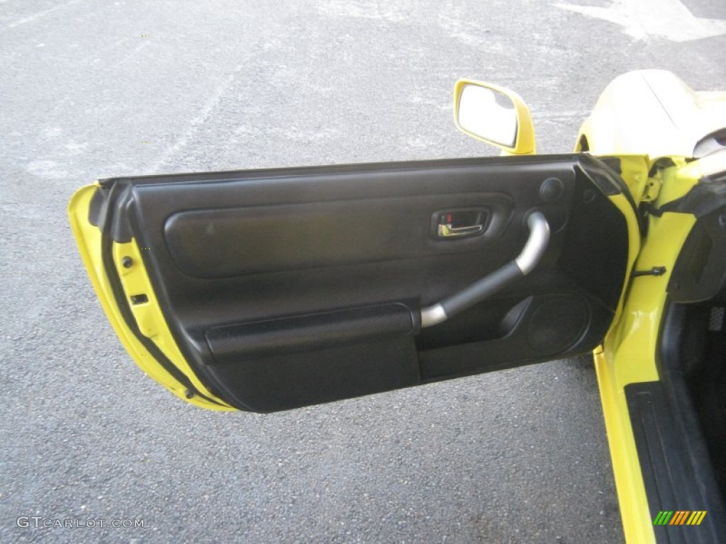 2000 MR2 Spyder Roadster - Solar Yellow / Black photo #13