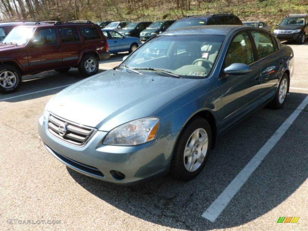 2002 Altima 2.5 S - Opal Blue Metallic / Frost Gray photo #3