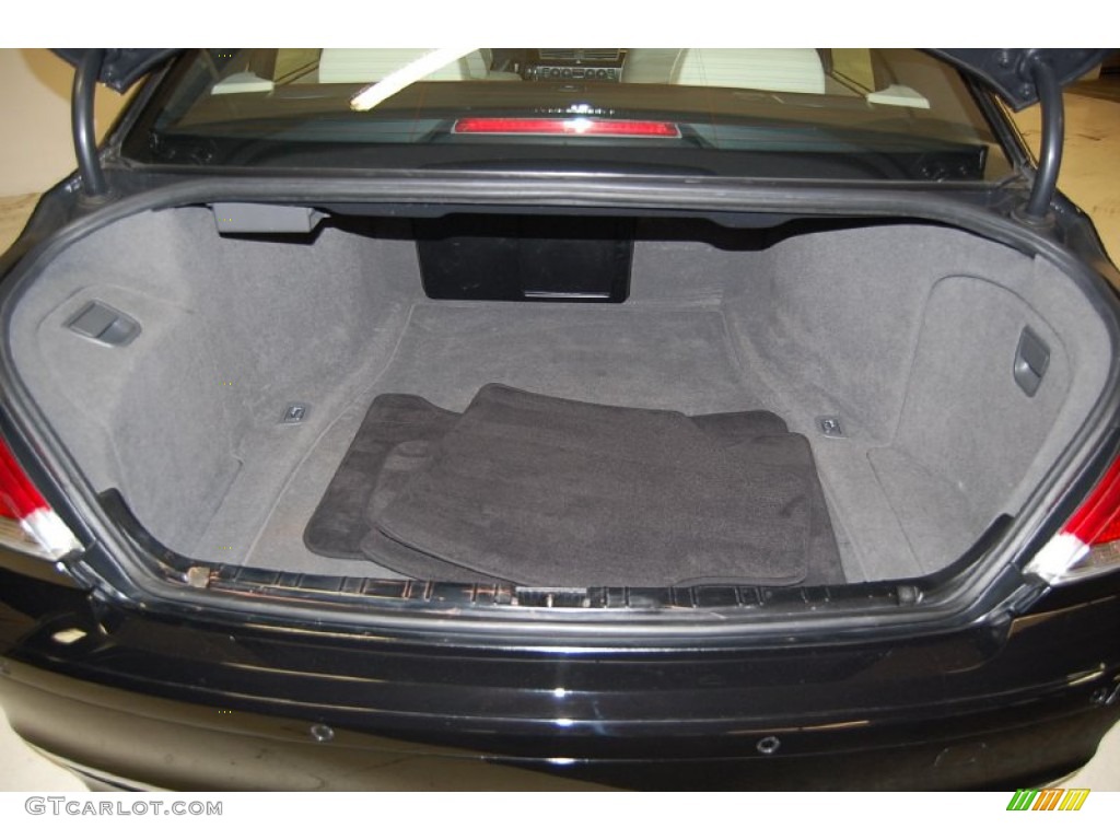2007 BMW 7 Series 750Li Sedan Trunk Photo #62704604