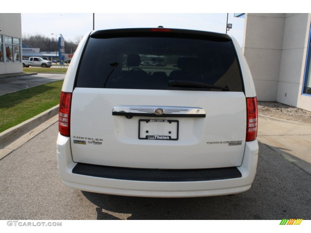 2009 Town & Country LX - Stone White / Medium Slate Gray/Light Shale photo #5