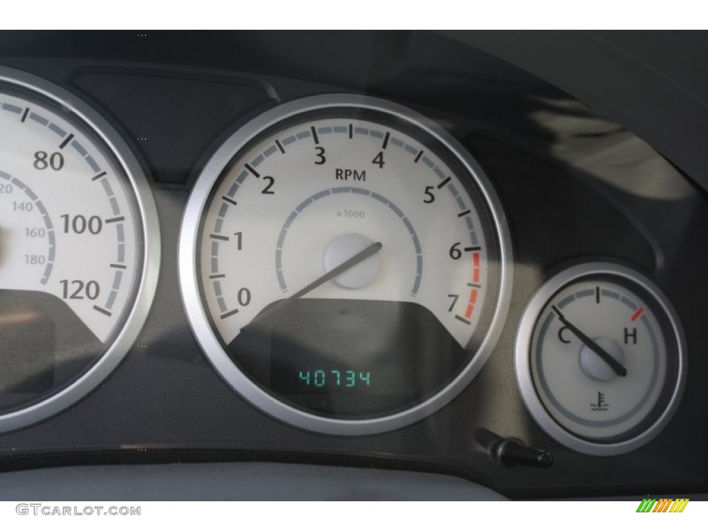 2009 Town & Country LX - Stone White / Medium Slate Gray/Light Shale photo #10