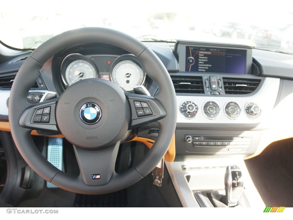 2012 BMW Z4 sDrive35is Walnut Steering Wheel Photo #62706107