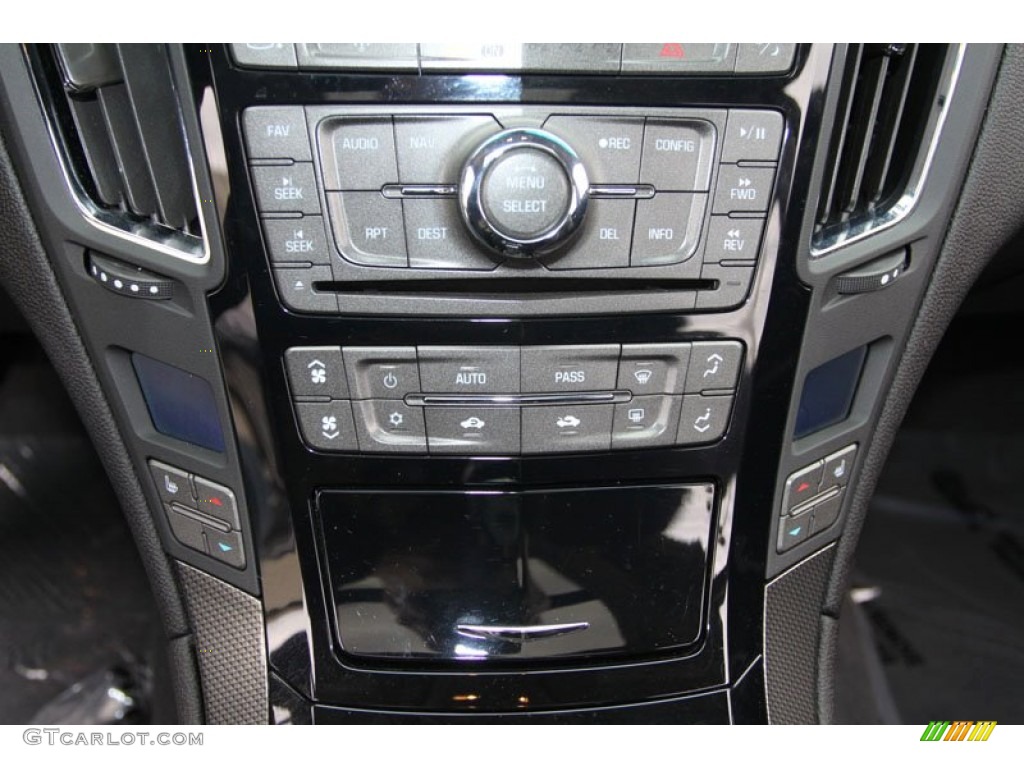 2009 Cadillac CTS -V Sedan Controls Photo #62706362