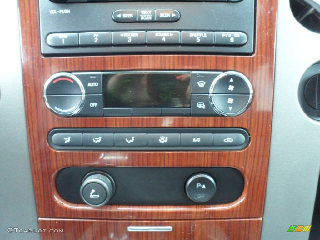 2008 Ford F150 Lariat SuperCrew 4x4 Controls Photo #62709506