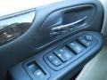 Brilliant Black Crystal Pearl - Grand Caravan Mainstreet Photo No. 9