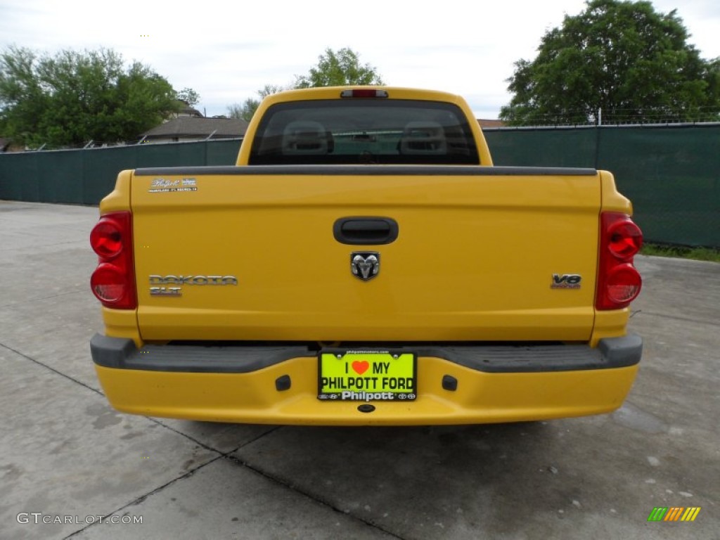 2006 Dakota SLT Sport Quad Cab - Solar Yellow / Medium Slate Gray photo #4