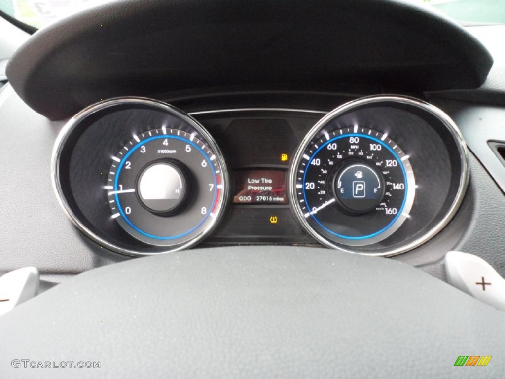 2011 Hyundai Sonata SE Gauges Photo #62710766