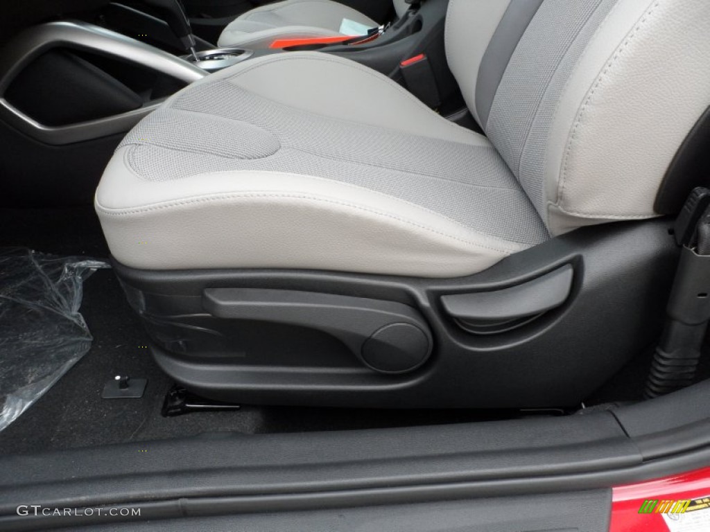 2012 Veloster  - Boston Red / Gray photo #24